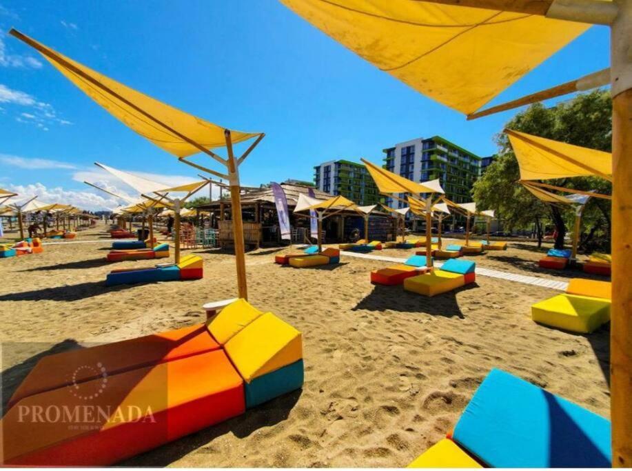 Alezzy Beach Apartament Prima Linie La Mare Năvodari Extérieur photo